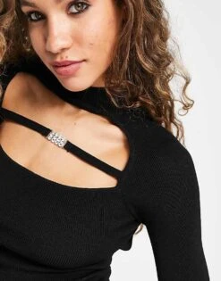 Bershka Multi Strap Front Clasp Detail Mini Dress In Black For Women -Chic Maze Sales 202473800 4