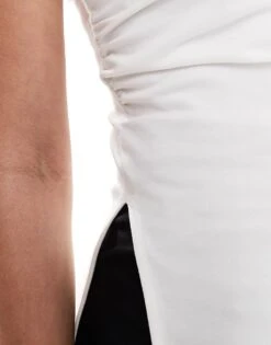 Bershka Longline Bandeau Top In White For Women -Chic Maze Sales 206387882 3