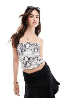 Bershka Strappy Straight Neck Cami Top In Snakeskin Print For Women Black -Chic Maze Sales 207033034 1 black 1