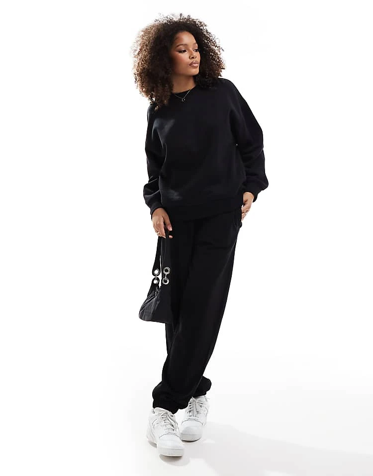 Bershka Jogger And Sweatshirt Co-ord In Black 3 Bershka Jogger And Sweatshirt Co-ord In Black