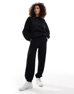 Bershka Jogger And Sweatshirt Co-ord In Black 7 Bershka Jogger And Sweatshirt Co-ord In Black -Chic Maze Sales 207142209 1 black