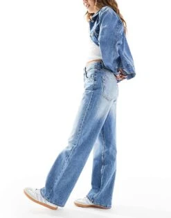 Bershka High Waisted 90s Wide Leg Jeans In Light Washed Blue For Women Light Blue -Chic Maze Sales 207164627 3