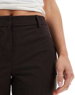 Bershka Petite Straight Leg Tailored Trousers In Brown For Women -Chic Maze Sales 207299827 5