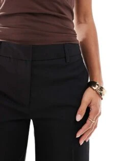 Bershka Petite Straight Leg Tailored Trousers In Black For Women -Chic Maze Sales 207324754 2