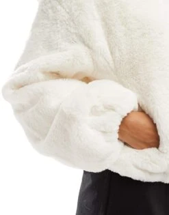 Bershka Faux Fur Hooded Jacket In Ecru For Women -Chic Maze Sales 207379846 3