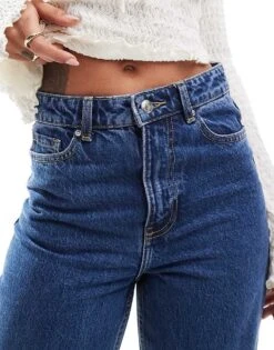 Bershka Comfort Fit Mom Jean In Authentic Blue For Women -Chic Maze Sales 207413289 5