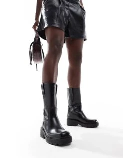 Bershka Cleated Sole Chunky Chelsea Boots In Black For Women -Chic Maze Sales 207455558 3