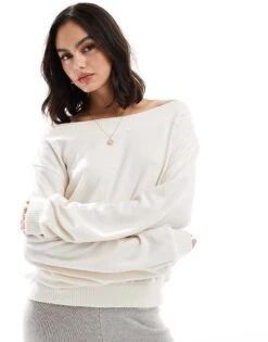 Bershka Off The Shoulder Slouchy Sweater In Cream For Women