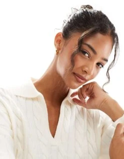 Bershka Oversized Cable Knit Jumper In Ecru For Women -Chic Maze Sales 207590814 3