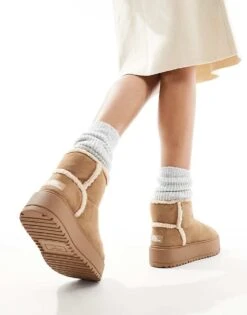 Bershka Shearling Trim Cosy Boots In Beige For Women -Chic Maze Sales 207661342 3