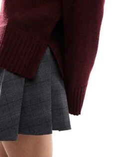 Bershka Chunky Crew Neck Jumper In Burgundy For Women -Chic Maze Sales 207829514 3