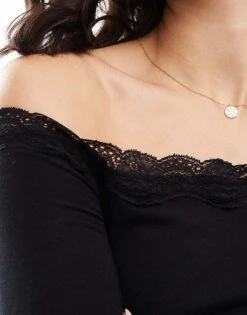Bershka Asymetric Lace Detail Top In Black For Women -Chic Maze Sales 207963351 2