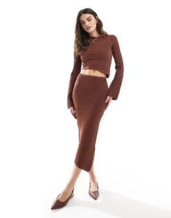 Bershka Wide Ribbed Asymetric Knitted Top And Trousers Co-ord In Brown 7 Bershka Wide Ribbed Asymetric Knitted Top And Trousers Co-ord In Brown -Chic Maze Sales 207963362 1 brown
