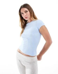 Bershka Short Sleeve Baby Tee -Chic Maze Sales 208056703 1 blue