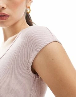 Bershka V-neck Baby Tee In Pink For Women -Chic Maze Sales 208142204 3