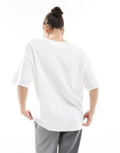 Bershka Oversized V-neck Tshirt In White For Women -Chic Maze Sales 208142258 4