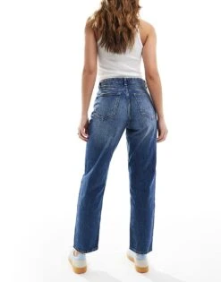 Bershka High Waisted Ultra Comfort Fit Mom Jeans In Authentic Blue For Women -Chic Maze Sales 208154764 2