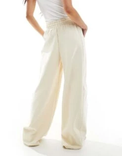 Bershka Balloon Fit Joggers In Vanilla For Women -Chic Maze Sales 208216820 5